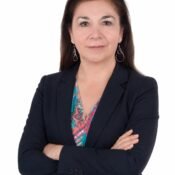 Gloria Natalie Zvietcovich Cornejo